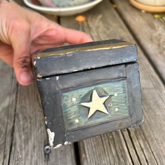 Artistic Moon Face Box Trinket Decor - Orange and Green- Whimsy Goth 90s Vintage - Picture 13 of 13